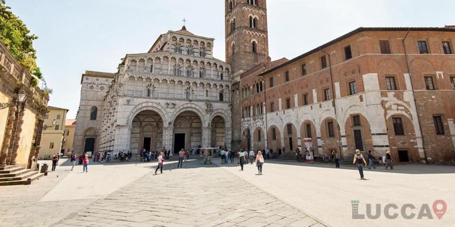 Gem In The City Center Of Lucca With Air Conditioning - Exclusive Ground Floor House Inside The Walls Close To Botanical Garden And Piazza San Martino Βίλα Εξωτερικό φωτογραφία