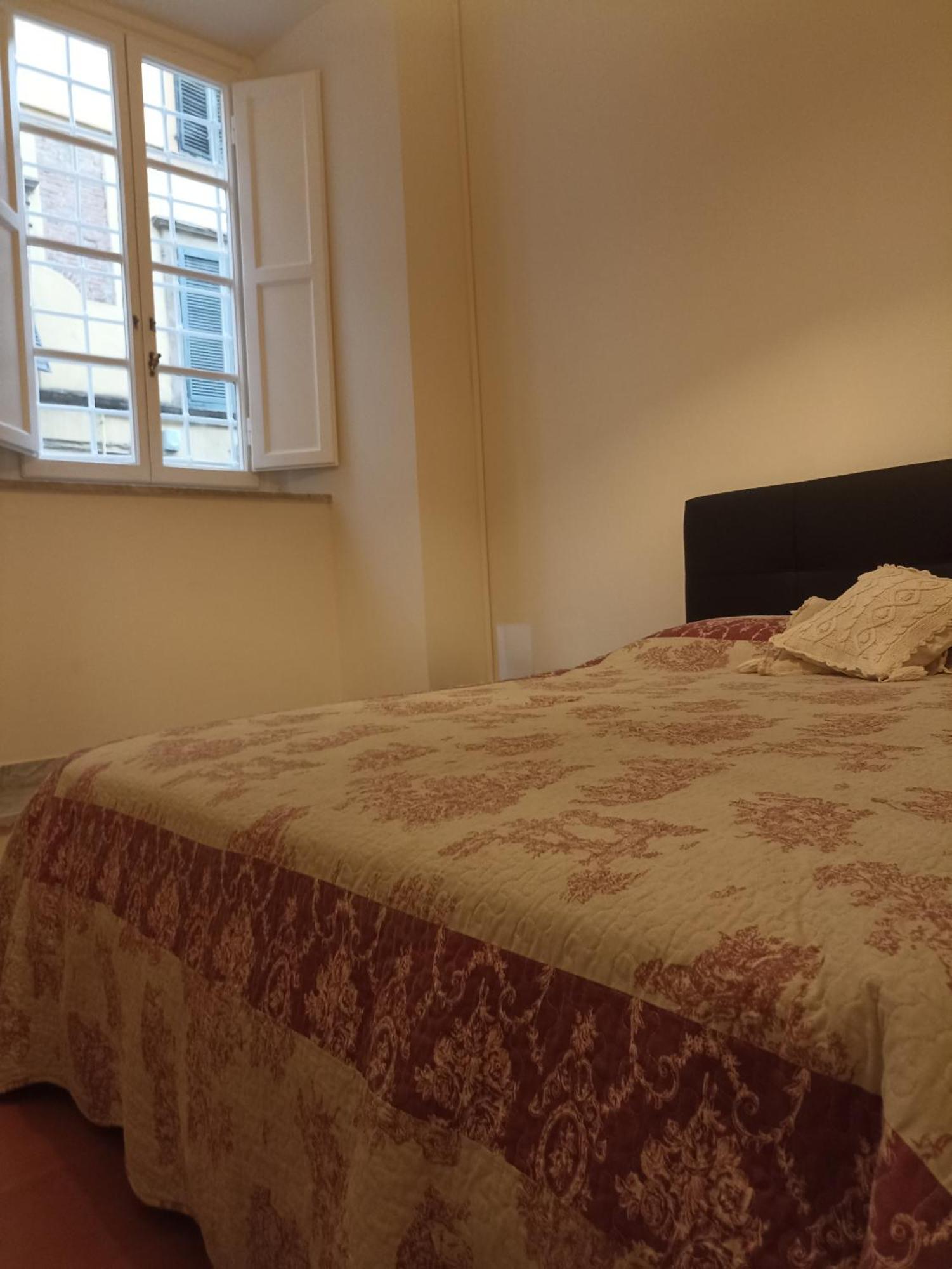 Gem In The City Center Of Lucca With Air Conditioning - Exclusive Ground Floor House Inside The Walls Close To Botanical Garden And Piazza San Martino Βίλα Εξωτερικό φωτογραφία